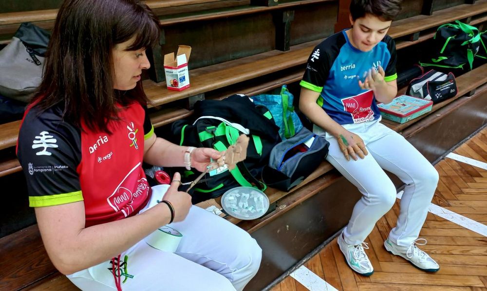 Biarritz : huit professionnelles de la main nue s’affrontent à Plaza Berri samedi 21 février