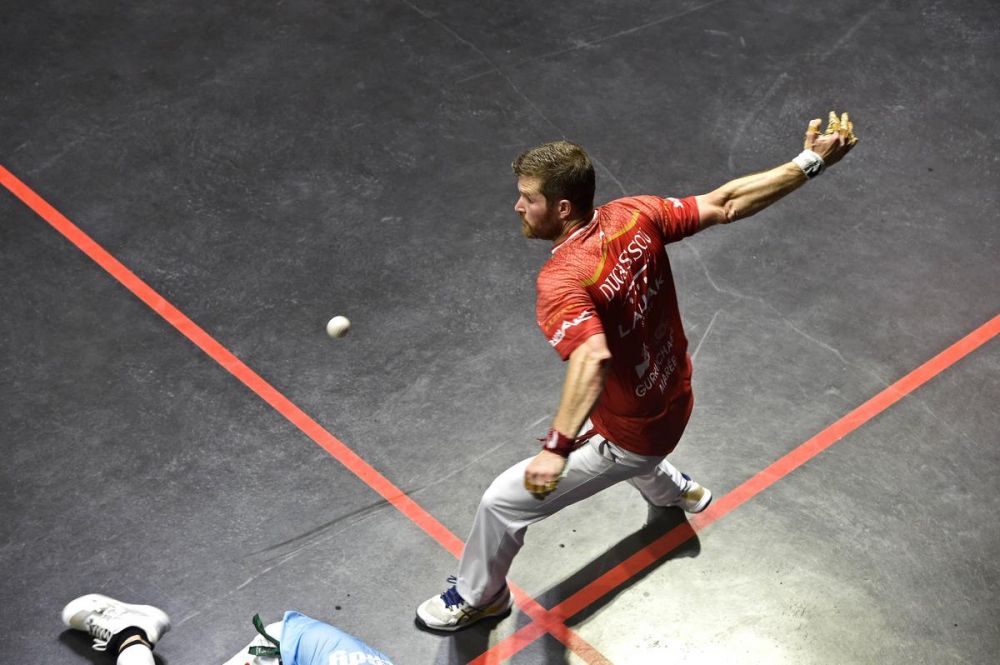 Pelota vasca (manos desnudas) : Ducassou y Etcheverry entre los cuatro últimos