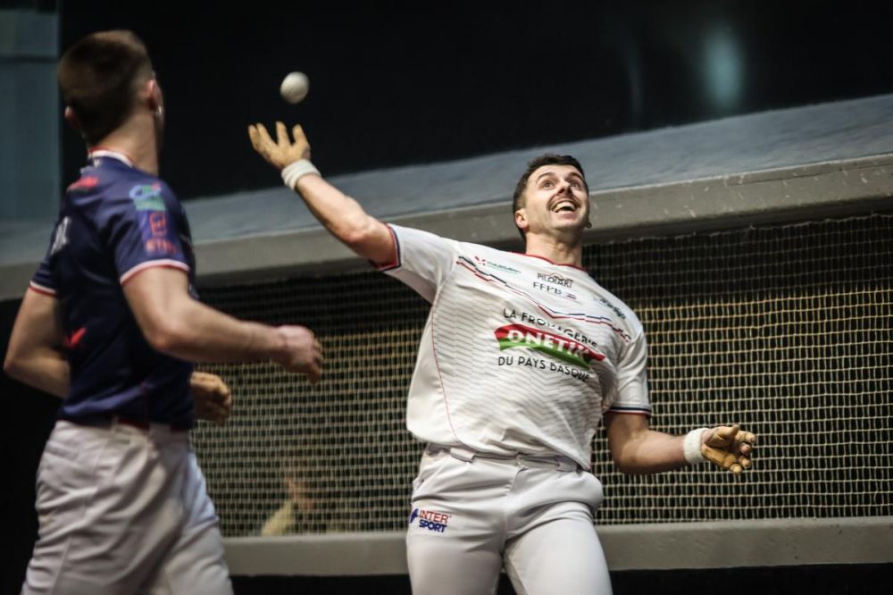 Pelote basque (Elite pro) : Pierre Etcheverry s’impose en patron et file en finale du championnat de France
