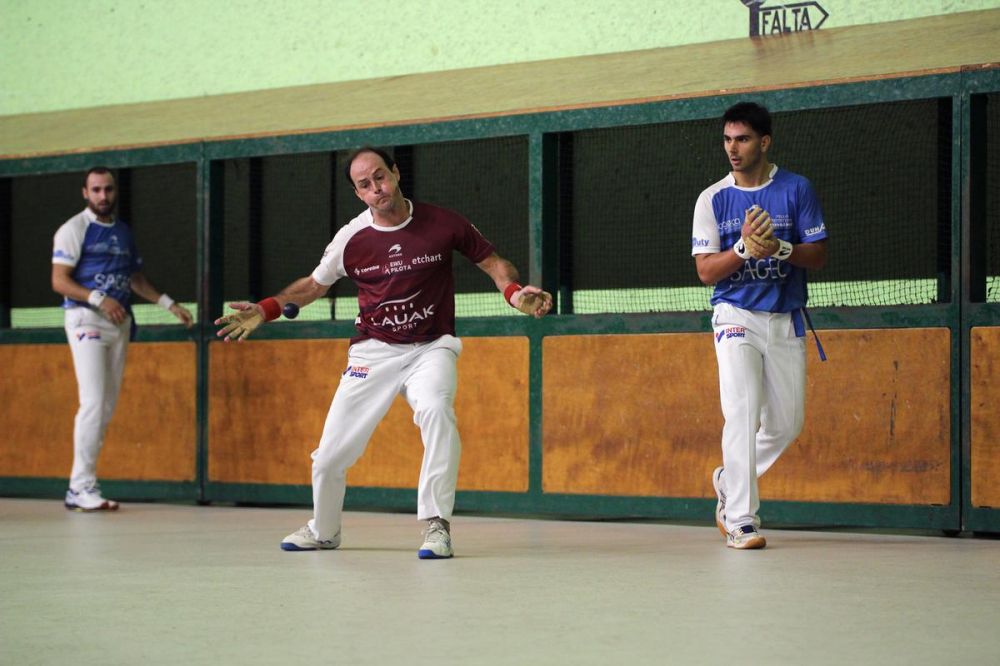 Basque pelota: two hard-fought victories at the Valley Challenge