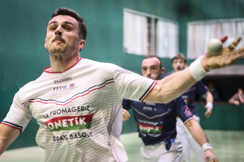 Pelote basque: Lafitte-Dufau and Mariluz-Sanchez in very favorable positions