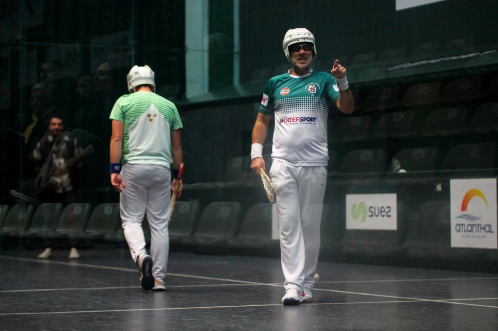 Basque pelota: xare championship off to a flying start