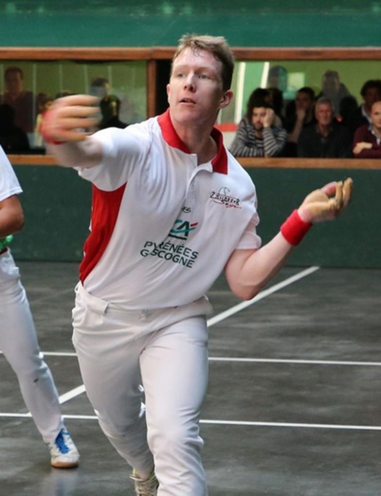 Basque pelota: amateur handball finals in focus