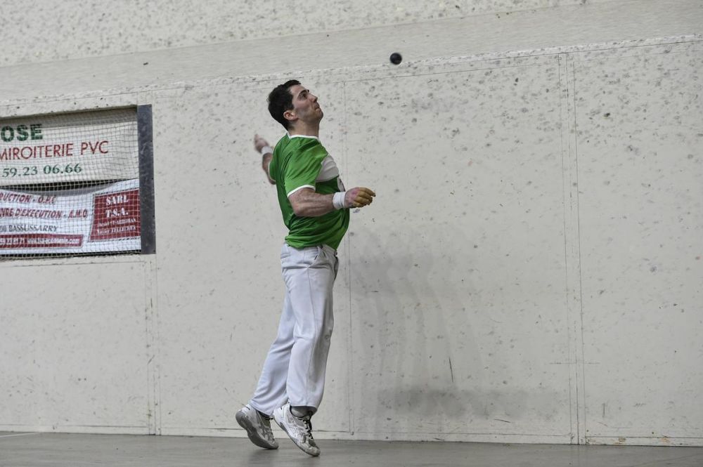 Pelote basque : Les premières places sont en jeu à main nue amateurs en individuel