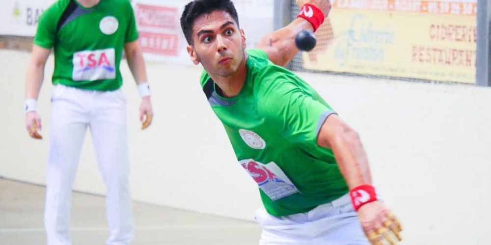 Pelote basque / Barehand (Trophée fédéral Pro-Am): in Urrugne, a tense second clash