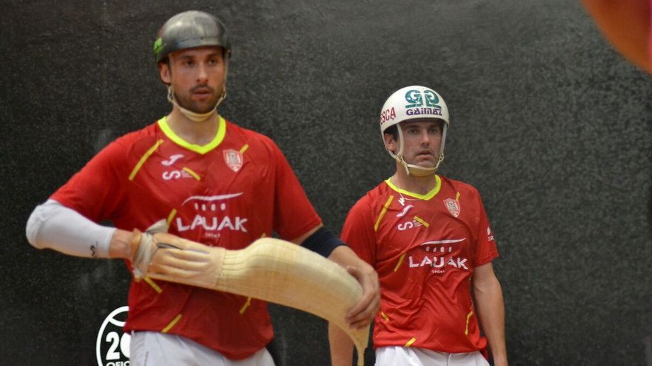 Basque pelota: cesta punta world champions leave Spain and join the Basque team
